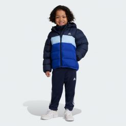 Kurtka Synthetic Down. Czarne kurtki adidas, bez wzorów, z materiału, bez kaptura. Za 379.00 zł.