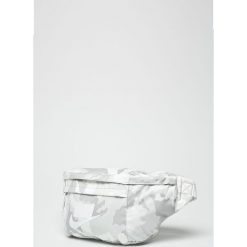 Nike Sportswear - Saszetka. Nerki i saszetki marki Nike. Za 139.90 zł.