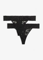 Stringi tanga z koronki (2 pary). Czarne stringi bonprix, bez wzorów, z koronki. Za 52.99 zł.