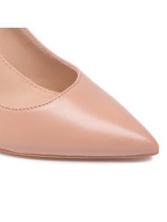 Guess Szpilki Dafne8 FL7DA9 LEA08 Beżowy. Brązowe szpilki Guess, z aplikacjami, ze skóry, bez obcasa, na szpilce, bez zapięcia. Za 379.99 zł.