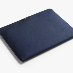 Bellroy Laptop Sleeve 16 - etui na laptop 16" (navy). Niebieskie walizki No Name. Za 233.99 zł.