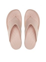 Crocs Japonki 209410 Beżowy. Brązowe japonki Crocs, bez wzorów, z tworzywa sztucznego. Za 169.99 zł.