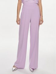 Patrizia Pepe Spodnie materiałowe 2P1603/A049-M495 Fioletowy Regular Fit. Fioletowe spodnie materiałowe Patrizia Pepe, bez wzorów, z materiału. Za 569.99 zł.