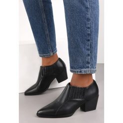 Czarne Półbuty Aureliana. Czarne botki Renee, bez wzorów, z jeansu, eleganckie, przed kostkę, bez obcasa, na obcasie, bez zapięcia. W wyprzedaży za 89.99 zł.