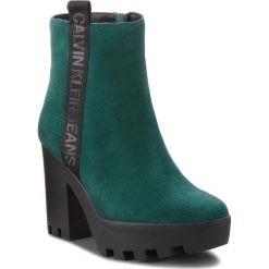 Botki CALVIN KLEIN JEANS - Serina RE9768 Green. Botki marki Calvin Klein Jeans. W wyprzedaży za 379.00 zł.