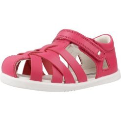 Sandały BOBUX TROPICANA II Rose. Czerwone sandały BOBUX, bez wzorów, ze skóry, bez obcasa, bez zapięcia. Za 270.99 zł.