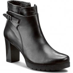 Botki POLLONUS - 5-0898-001 Czarny Velvet. Czarne botki Pollonus, ze skóry. W wyprzedaży za 239.00 zł.