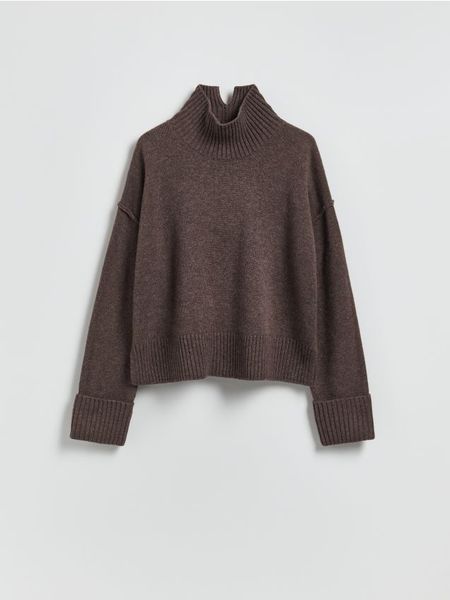 Wełniany sweter z golfem - ciemnobrązowy. Brązowe swetry Reserved, l, bez wzorów, z dzianiny, bez ramiączek. Za 259.99 zł.