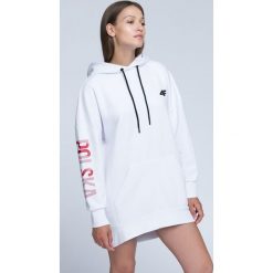 Bluza kibica damska BLD500 - biały. Białe bluzy 4f, bez wzorów, z bawełny, bez kaptura. W wyprzedaży za 119.99 zł.