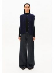 Armedangels Dżinsy ''Astraeaas'' - Comfort fit - w kolorze czarnym rozmiar: W33/L32. Czarne jeansy ARMEDANGELS, l, z aplikacjami, ze skóry, klasyczne. Za 301.45 zł.