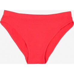 Czerwone Majtki Figi Gueye. Czerwone figi Born2be, bez wzorów. W wyprzedaży za 14.99 zł.