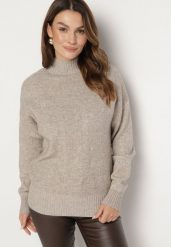 Ciemnobeżowy Sweter Golf z Ozdobnym Tłoczeniem Zakończony Ściągaczem Melodiea. Brązowe swetry Born2be, bez wzorów, z jeansu, klasyczne, bez ramiączek. Za 99.99 zł.