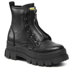 Botki Buffalo. Czarne botki Buffalo, bez wzorów, bez obcasa, na płaskiej podeszwie, bez zapięcia. Za 579.99 zł.