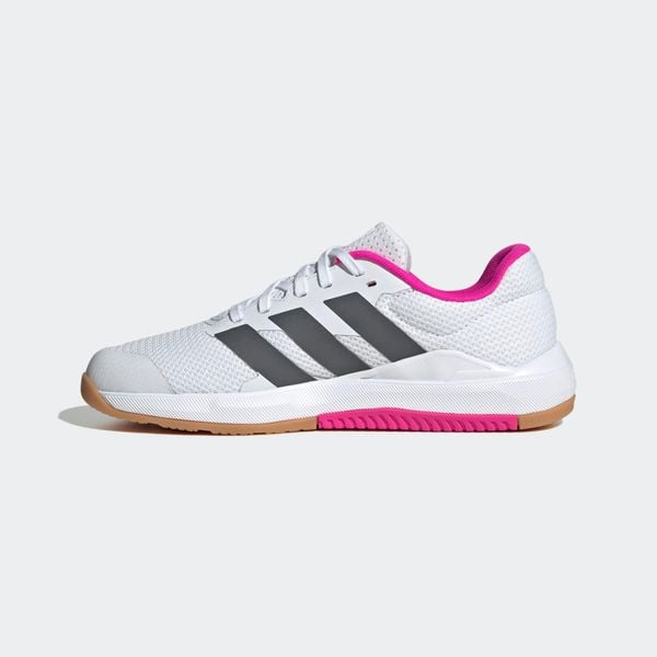 Buty fitness damskie ADIDAS Dropset. Białe buty treningowe adidas, bez wzorów, z meshu, bez zapięcia, na fitness i siłownię. Za 289.99 zł.