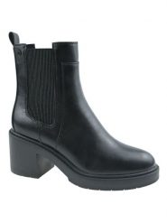 S.Oliver Botki w kolorze czarnym rozmiar: 36. Czarne botki S.Oliver, bez wzorów, eleganckie, bez obcasa, bez zapięcia. Za 209.95 zł.