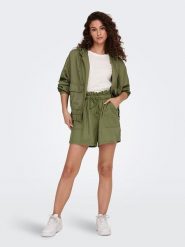 ONLY Szorty "Kenya" w kolorze khaki rozmiar: XS. Brązowe szorty ONLY, bez wzorów. Za 48.50 zł.