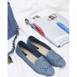Niebieskie Lordsy Sleepy Day. Niebieskie baleriny Born2be, bez wzorów, z materiału, bez obcasa, bez zapięcia. Za 39.99 zł.