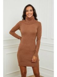 Soft Cashmere Sukienka dzianinowa w kolorze jasnobrązowym rozmiar: 38/40. Brązowe sukienki Soft Cashmere, bez wzorów, z dzianiny, klasyczne, bez kołnierzyka, bez ramiączek, mini. Za 146.85 zł.