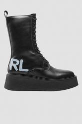 KARL LAGERFELD Czarne skórzane botki ZEPHYR. Czarne botki KARL LAGERFELD, bez wzorów, bez obcasa, bez zapięcia. W wyprzedaży za 809.99 zł.