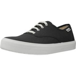 Buty VICTORIA 125026 Szary. Szare buty trekkingowe VICTORIA, z tkaniny, bez zapięcia. Za 109.99 zł.