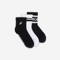 Skarpety krótkie Ankle 3 sztuki. Białe skarpetki Decathlon, bez wzorów, z bawełny. Za 39.99 zł.