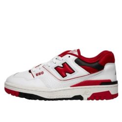 Buty do chodzenia dla dorosłych New Balance 550 White Red. Czerwone buty treningowe New Balance, bez wzorów, z materiału, bez zapięcia, trekkingowe. Za 613.00 zł.