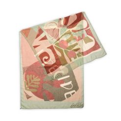 Szal damski Anekke, wykonany z lekkiego materiału tekstylnego,edycja limitowana, kolorowy, 42470-031. Czerwone szaliki i kominy Anekke, bez wzorów, eleganckie. Za 119.00 zł.