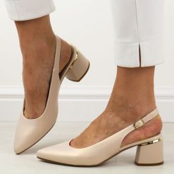 Beżowe czółenka damskie na obcasie bez pięty Sergio Leone sk175. Brązowe czółenka Sergio Leone, na lato, bez wzorów, ze skóry, biznesowe, bez obcasa, na obcasie, bez zapięcia. Za 159.00 zł.