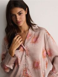 Koszula ze wzorem - beżowy. Brązowe koszule Reserved, l, bez wzorów, z tkaniny, bez kołnierzyka, bez ramiączek. W wyprzedaży za 49.99 zł.