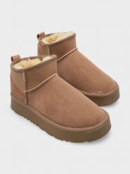 Trendyol Botki zimowe w kolorze jasnobrązowym rozmiar: 39. Brązowe botki Trendyol, bez wzorów, bez obcasa, bez zapięcia. Za 130.99 zł.