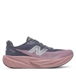 Buty do biegania New Balance. Czerwone buty do biegania New Balance, bez wzorów, bez zapięcia, do biegania. Za 699.99 zł.