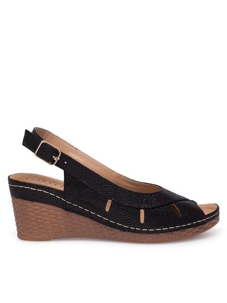 Lasocki Sandały ARC-N1890-02 Czarny. Czarne sandały Lasocki, bez wzorów, ze skóry, bez obcasa, na koturnie, bez zapięcia. Za 139.99 zł.