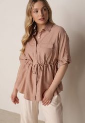 Beżowa Nietoperzowa Koszula Safari z Bawełną z Wiązaniem w Talii Tierona. Brązowe koszule Born2be, l, bez wzorów, z bawełny, biznesowe, bez kołnierzyka, bez ramiączek. Za 89.99 zł.