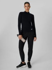 4F Spodnie do biegania szybkoschnące damskie - czarne S. Czarne spodnie sportowe 4f, bez wzorów, z materiału, do biegania. Za 249.99 zł.