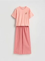 Dwuczęściowa piżama z nadrukiem - intenstywna czerwień. Czerwone piżamy Reserved, l, bez wzorów, z bawełny, bez kołnierzyka, bez ramiączek. Za 139.99 zł.