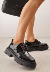 Czarno-Czerwone Eleganckie Półbuty Oksfordki VICES ze Sznurowaniem i Platformą Anatala. Czarne półbuty wsuwane Renee, bez wzorów, z jeansu, eleganckie, bez obcasa, na platformie. Za 99.99 zł.