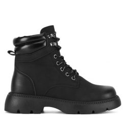 Trzewiki Jenny Fairy. Czarne botki Jenny Fairy, bez wzorów, bez obcasa, na płaskiej podeszwie, bez zapięcia. Za 129.99 zł.