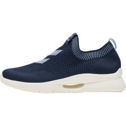 Buty Hummel tatum. Fioletowe buty treningowe Hummel, bez wzorów, bez zapięcia, na fitness i siłownię. Za 250.00 zł.