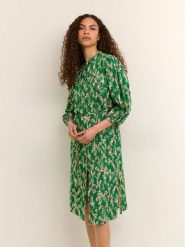 Karen by Simonsen Sukienka letnia Grace 10104188 Zielony Relaxed Fit. Zielone sukienki Karen by Simonsen, bez wzorów, z wiskozy, bez kołnierzyka, bez ramiączek. Za 439.99 zł.