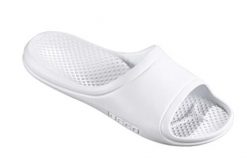 Beco Pure klapki unisex białe. Białe klapki 47 Brand, bez wzorów, z syntetyku, bez obcasa, bez zapięcia. Za 183.99 zł.