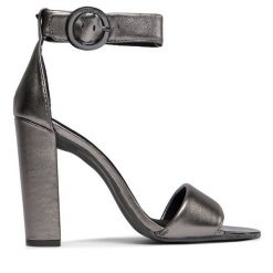 Sandały Ted Baker. Szare sandały Ted Baker, bez wzorów, bez obcasa, na słupku, bez zapięcia. Za 349.99 zł.