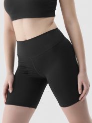 4F Szorty sportowe w kolorze czarnym rozmiar: S. Czarne szorty sportowe 4f, bez wzorów, z materiału, outdoorowe. Za 57.33 zł.