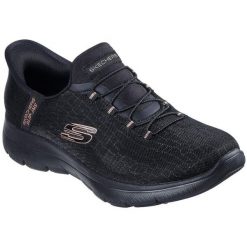 Buty sportowe damskie Skechers Summits classy Night. Czarne buty sportowe lifestyle Skechers, bez wzorów, bez zapięcia. Za 329.99 zł.
