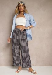 Granatowe Spodnie o Szerokim Kroju High Waist z Geometrycznym Wzorem Farisia. Niebieskie jeansy Renee, l, bez wzorów, z bawełny, eleganckie, z podwyższonym stanem. W wyprzedaży za 20.99 zł.