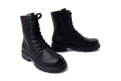 RIEKER Z9129-00 black, trzewiki damskie. Czarne botki Rieker, bez wzorów, z wełny, bez obcasa, na obcasie, bez zapięcia. Za 251.94 zł.