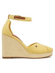 Tommy Hilfiger Półbuty Flag High Wedge Espad Closed Toe FW0FW08494 Żółty. Żółte półbuty wsuwane Tommy Hilfiger, bez wzorów, z materiału, bez obcasa, na koturnie. Za 299.99 zł.