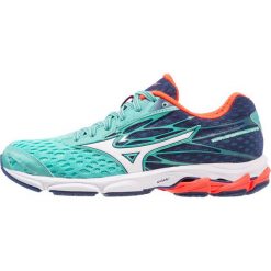 Mizuno WAVE CATALYST 2 Obuwie do biegania Stabilność turquoise/white/fiery coral. Buty do biegania marki ASICS. Za 569.00 zł.