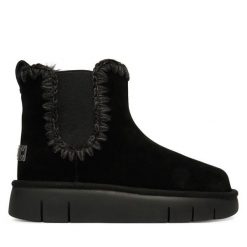 Śniegowce Mou. Czarne śniegowce Mou, bez wzorów, bez zapięcia. Za 1,009.00 zł.