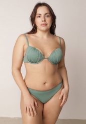 Ciemnozielone Bikini Marszczony Biustonosz i Klasyczne Majtki Figi Mhyrera. Zielone bikini Born2be, bez wzorów, eleganckie. Za 99.99 zł.