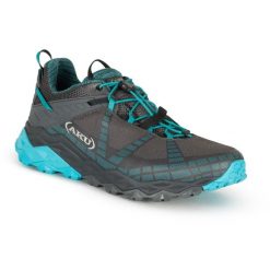 Buty sportowe trekkingowe damskie Aku Flyrock Gore-tex. Niebieskie trekkingi Aku, bez wzorów, z gore-texu, bez zapięcia, trekkingowe, gore-tex. Za 389.00 zł.